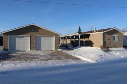 4824 52 Street  Lougheed, AB T0B 2V0