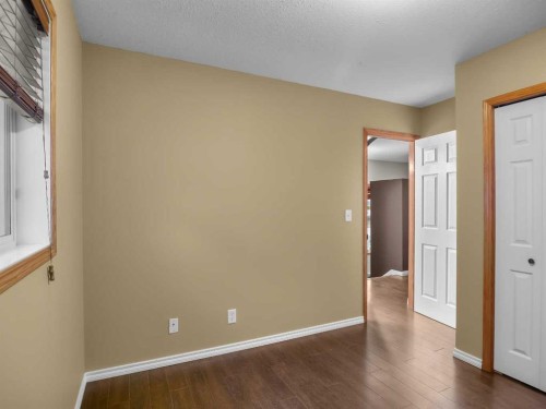 109 Duckering Close, Red Deer, AB - Indoor Photo Showing Other Room