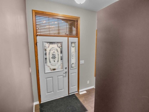 109 Duckering Close, Red Deer, AB - Indoor Photo Showing Other Room