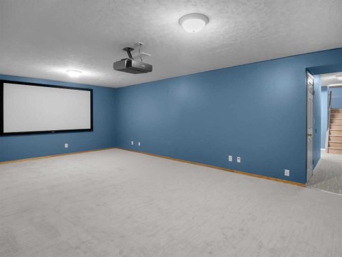 109 Duckering Close, Red Deer, AB - Indoor Photo Showing Other Room