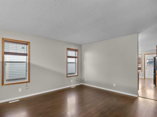 109 Duckering Close, Red Deer, AB - Indoor Photo Showing Other Room