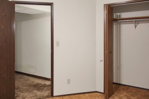 572 West Crescent, Forestburg, AB - Indoor Photo Showing Other Room