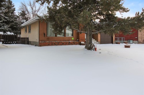 572 West Crescent, Forestburg, AB - Outdoor