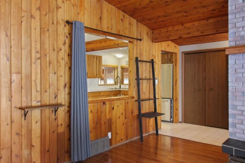 572 West Crescent, Forestburg, AB - Indoor