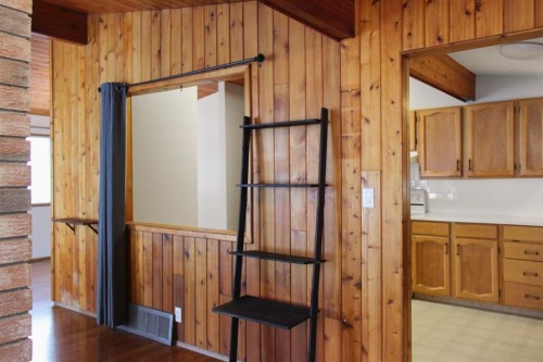 572 West Crescent, Forestburg, AB - Indoor