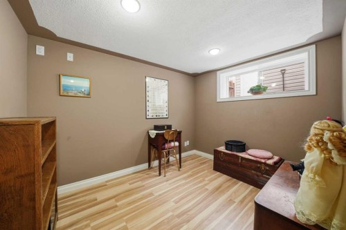 4126 38 Street, Red Deer, AB - Indoor Photo Showing Other Room