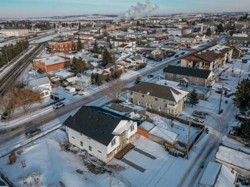 5139 48 Street, Innisfail, AB - Outdoor With View