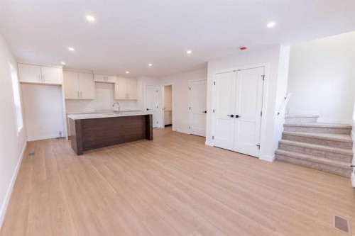 5139 48 Street, Innisfail, AB - Indoor Photo Showing Kitchen