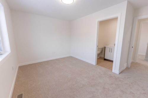 5139 48 Street, Innisfail, AB - Indoor Photo Showing Other Room