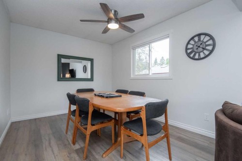 34 Wright Avenue, Red Deer, AB - Indoor Photo Showing Dining Room