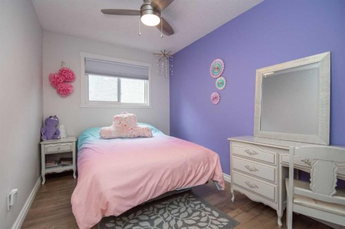 34 Wright Avenue, Red Deer, AB - Indoor Photo Showing Bedroom