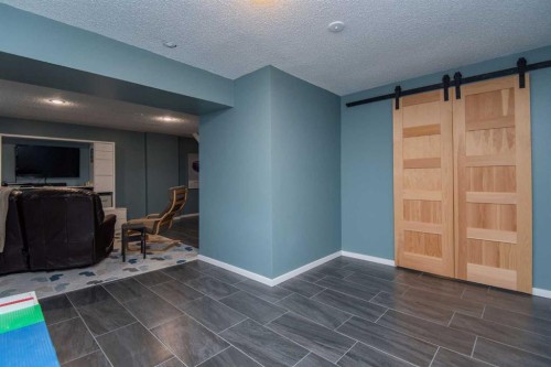 34 Wright Avenue, Red Deer, AB - Indoor Photo Showing Other Room