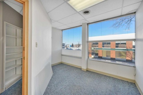 4820 50 Avenue, Red Deer, AB 