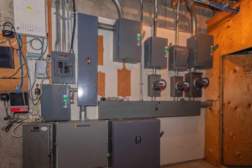 4820 50 Avenue, Red Deer, AB 