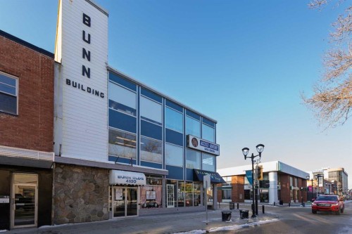 4820 50 Avenue, Red Deer, AB 