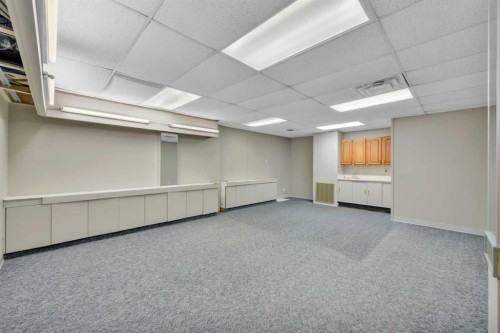 4820 50 Avenue, Red Deer, AB 