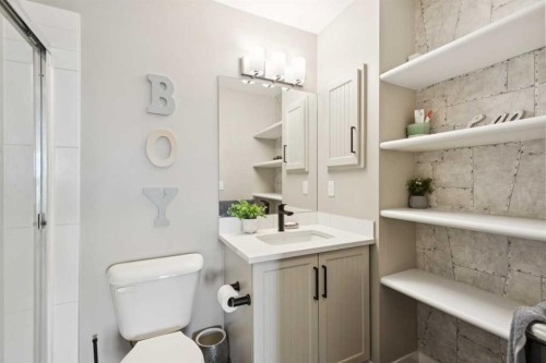 306-20 Mahogany Mews Se, Calgary, AB - Indoor Photo Showing Bathroom