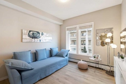 306-20 Mahogany Mews Se, Calgary, AB - Indoor Photo Showing Living Room