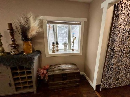 5008 54Th Ave, Bashaw, AB - Indoor Photo Showing Other Room