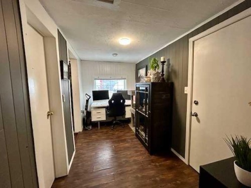 5008 54Th Ave, Bashaw, AB - Indoor Photo Showing Other Room