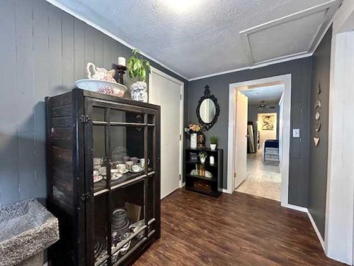 5008 54Th Ave, Bashaw, AB - Indoor Photo Showing Other Room