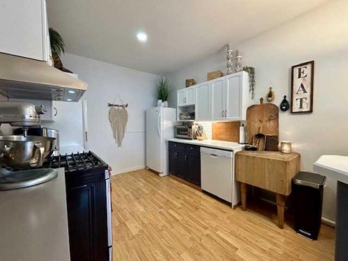 5008 54Th Ave, Bashaw, AB - Indoor Photo Showing Kitchen