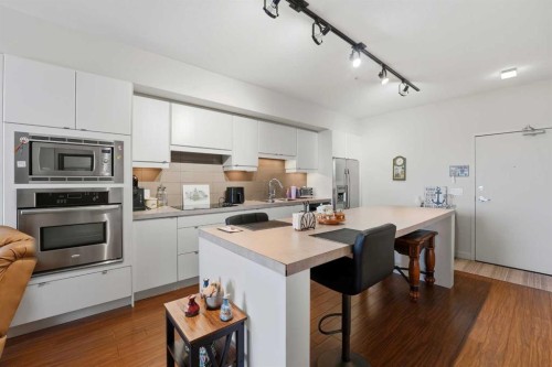 5226-2660 22 Street, Red Deer, AB - Indoor Photo Showing Kitchen
