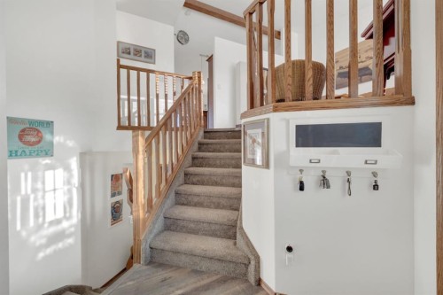 10 Wilkinson Circle, Sylvan Lake, AB - Indoor Photo Showing Other Room