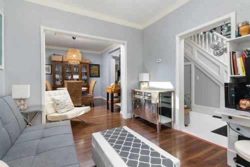 5013 49 A Street, Sedgewick, AB - Indoor Photo Showing Living Room