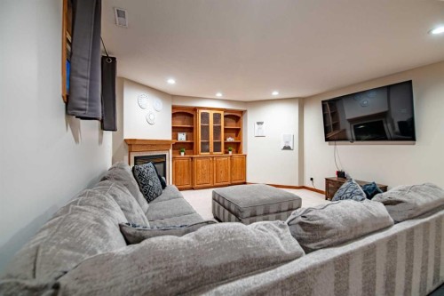 114 Alberts Close, Red Deer, AB - Indoor With Fireplace