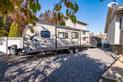 114 Alberts Close, Red Deer, AB - Outdoor