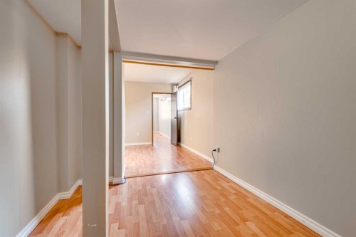 402 Main Street, Trochu, AB - Indoor Photo Showing Other Room