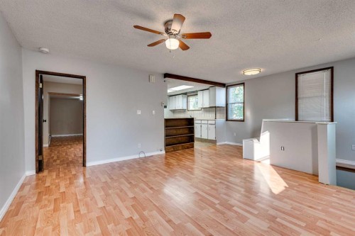 402 Main Street, Trochu, AB - Indoor