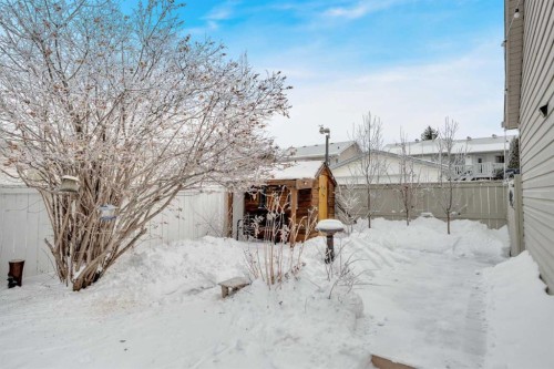 85 Kendrew Drive, Red Deer, AB - Outdoor