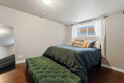 35 Windermere Close, Red Deer, AB - Indoor Photo Showing Bedroom