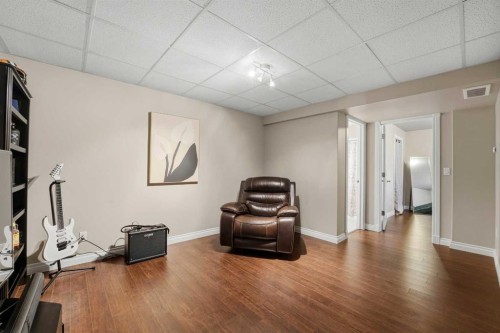 35 Windermere Close, Red Deer, AB - Indoor