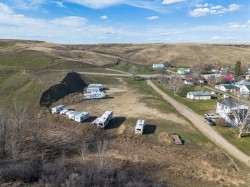 422 Elgin Avenue  Carbon, AB T0M 0L0