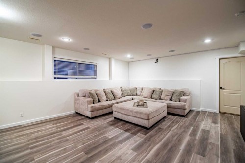 42 Landry Bend, Red Deer, AB - Indoor