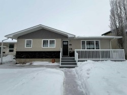 5110 46 Ave  Ponoka, AB T4J 1J5