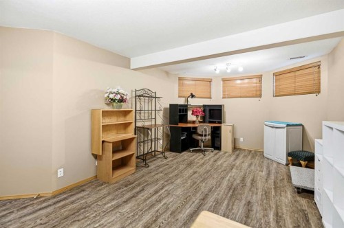 109 Kingston Drive, Red Deer, AB - Indoor