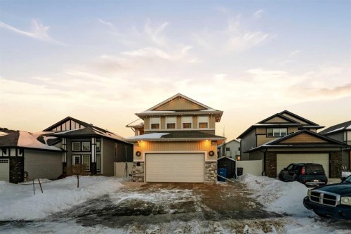 35 Tory Close, Red Deer, AB - Outdoor With Facade