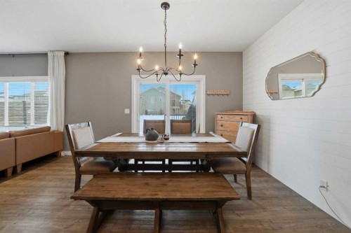 35 Tory Close, Red Deer, AB - Indoor Photo Showing Dining Room
