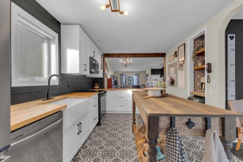 63 Duston Street, Red Deer, AB - Indoor