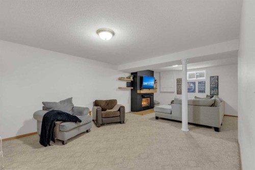 63 Duston Street, Red Deer, AB - Indoor