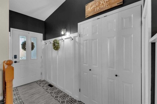 63 Duston Street, Red Deer, AB - Indoor Photo Showing Other Room