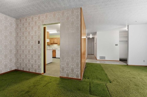 3927 Exeter Crescent, Red Deer, AB - Indoor Photo Showing Other Room