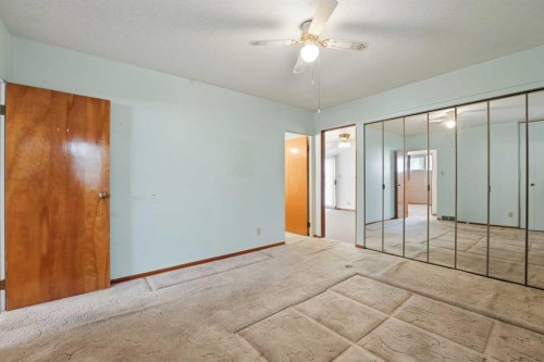 3927 Exeter Crescent, Red Deer, AB - Indoor Photo Showing Other Room