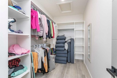2 Twin Rose Court, Jarvis Bay, AB - Indoor With Storage