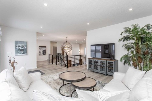 2 Twin Rose Court, Jarvis Bay, AB - Indoor Photo Showing Living Room