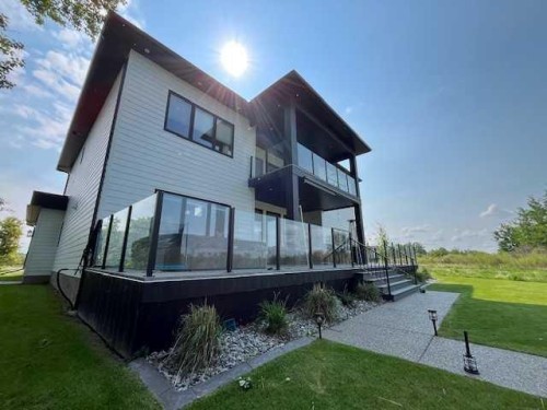 2 Twin Rose Court, Jarvis Bay, AB - Outdoor With Deck Patio Veranda